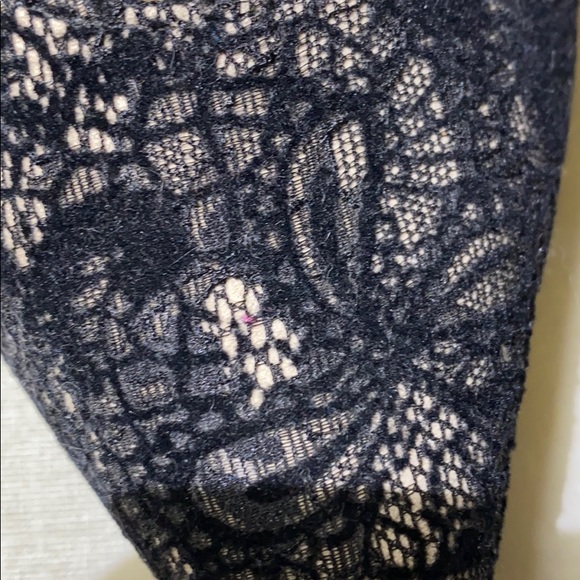 Sam and Libby black lace pumps - Picture 4 of 4